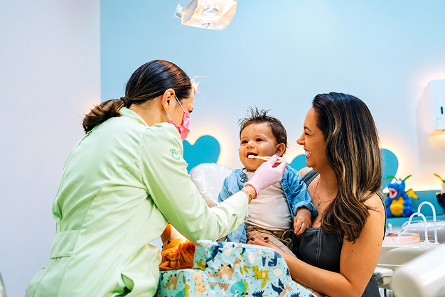 First Smile, Lasting Habits: Parents Lead the Way to Your Baby's First Dental Visit